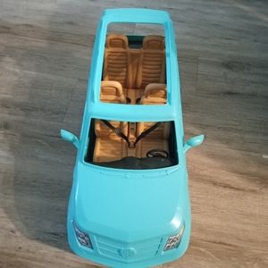 2016  Mattel Barbie Doll Camping  Vehicle.  Box 6/1